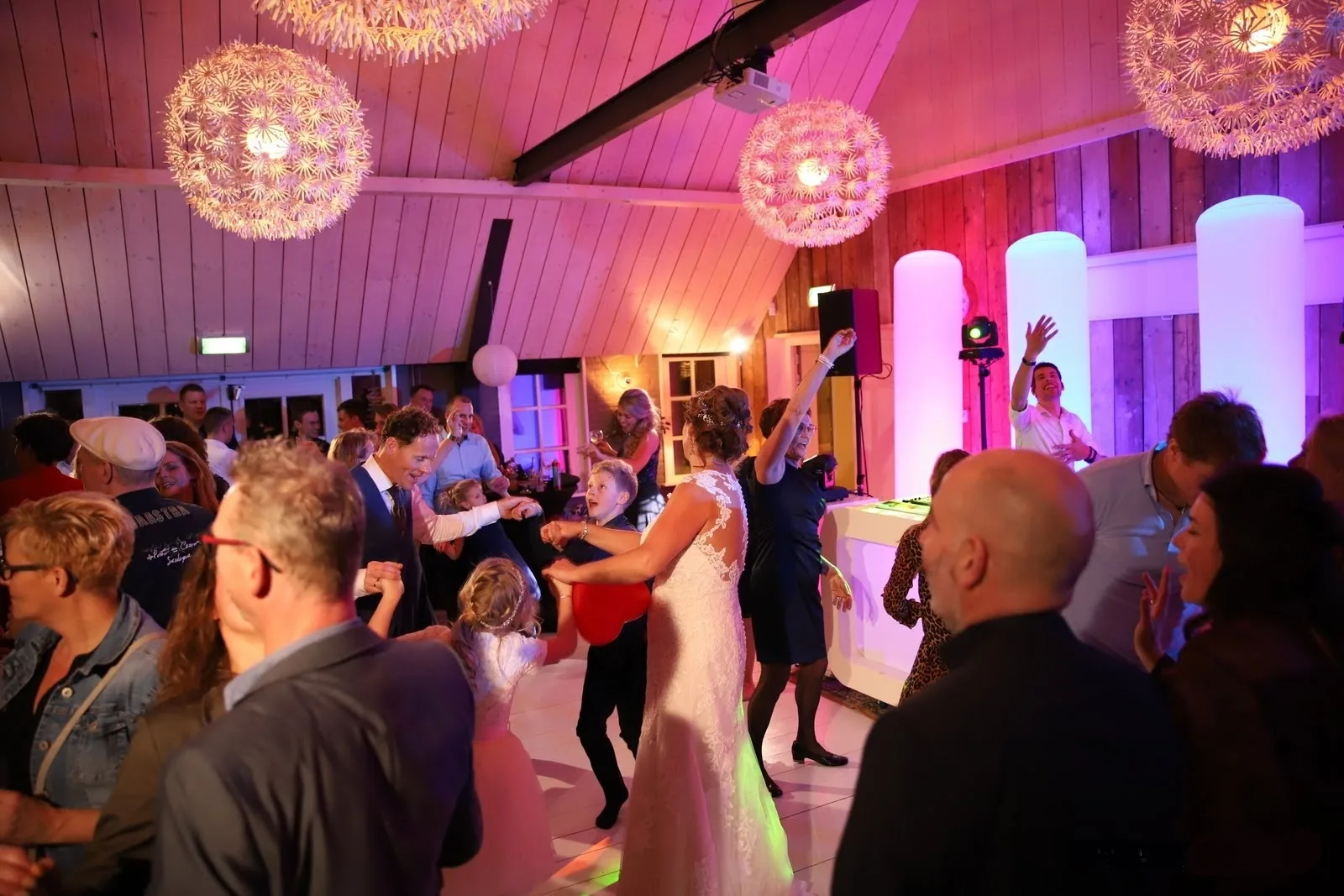 Van huis DJ tot Band